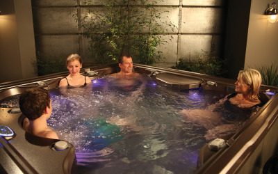 Hot tubbing on the edge with 2015 e-Series